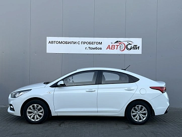 Hyundai Solaris, 2017г, передний привод, автомат
