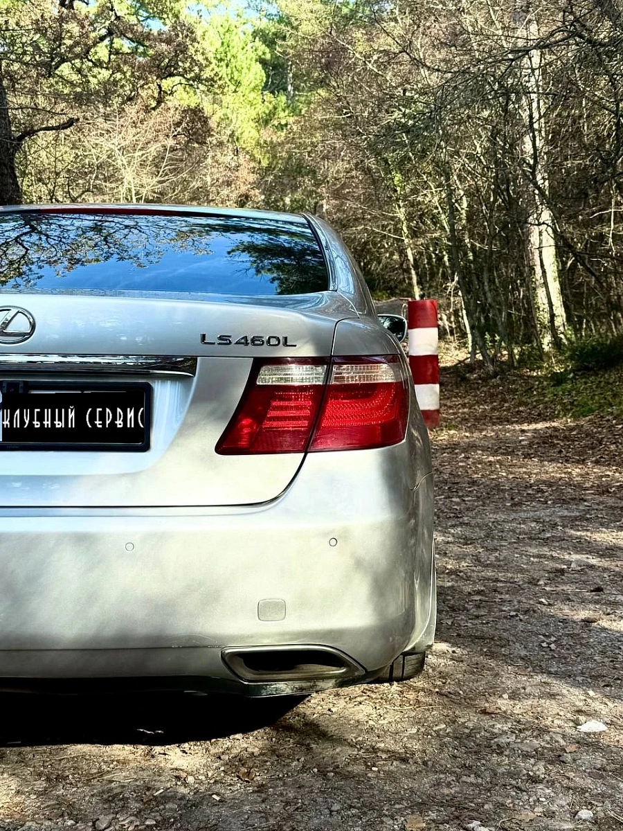 Lexus LS, 2007г., задний привод, автомат