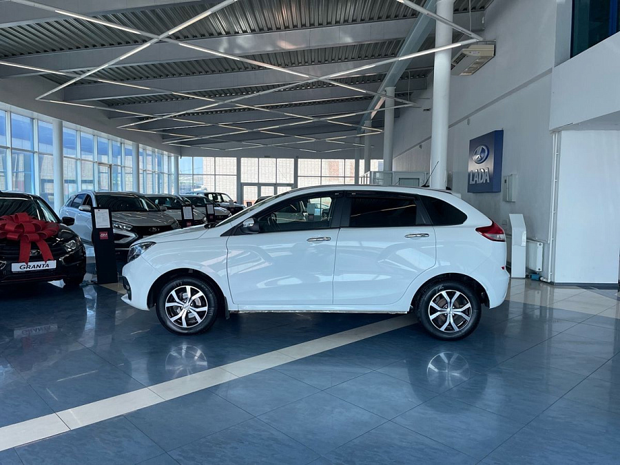 Lada (ВАЗ) XRAY, 2020г., передний привод, механика