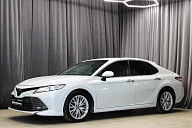 Toyota Camry, 2019г., передний привод, автомат