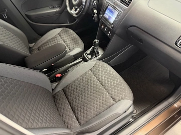 Volkswagen Polo, 2018г, передний привод, механика