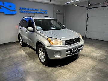 Toyota RAV4, 2003г, полный привод, автомат