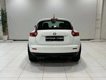 Nissan Juke, 2012г, передний привод, вариатор