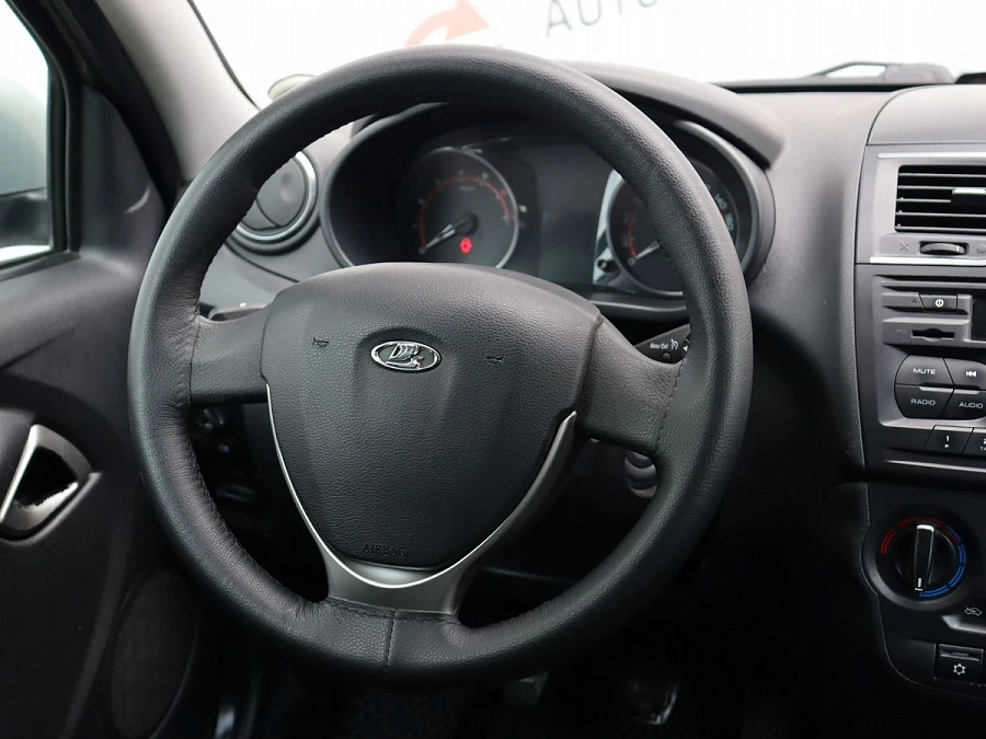 Lada (ВАЗ) Granta, 2019г., передний привод, механика