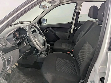Lada (ВАЗ) Granta, 2022г, передний привод, механика