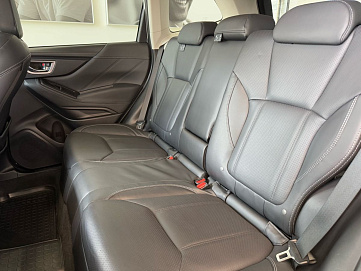 Subaru Forester, 2021г, полный привод, вариатор