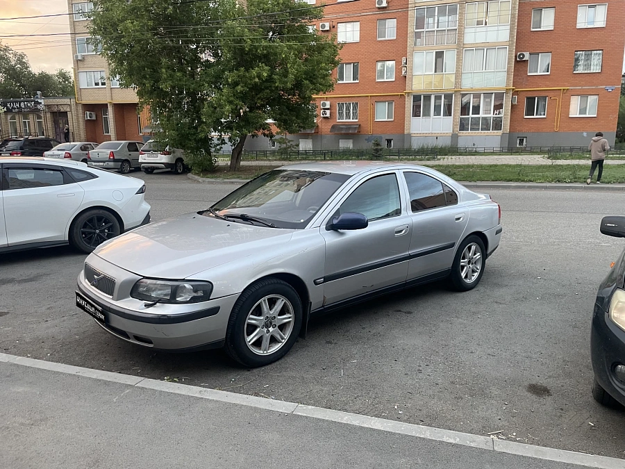 Volvo S60, 2003г., передний привод, автомат