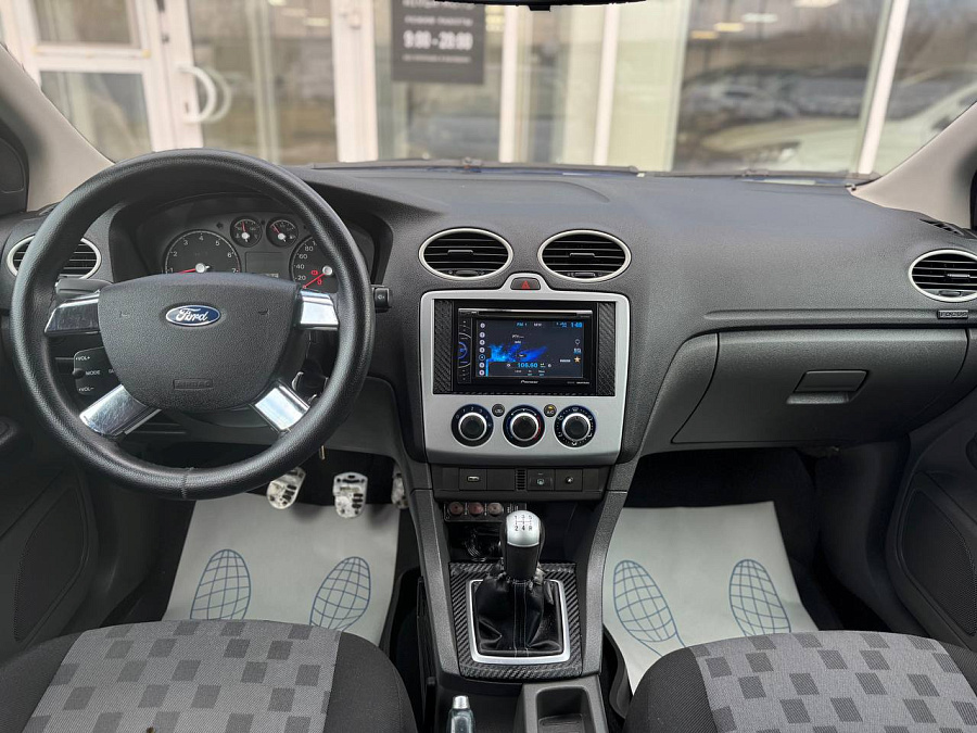 Ford Focus, 2006г., передний привод, механика