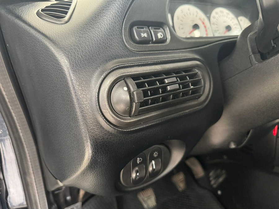 Chevrolet Niva, 2006г., полный привод, механика