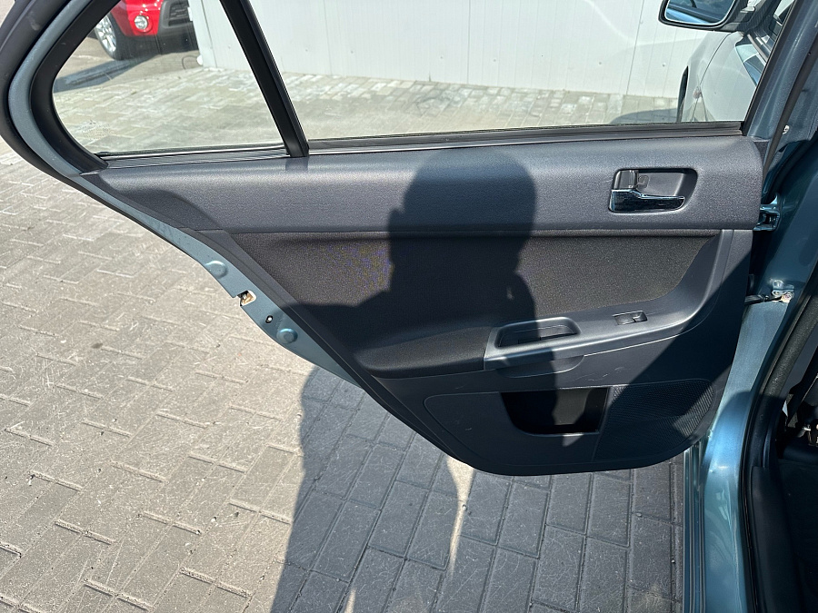 Mitsubishi Lancer, 2011г., передний привод, механика