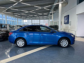 Chevrolet Cruze, 2009г., передний привод, автомат