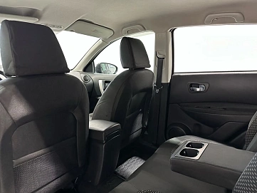 Nissan Qashqai, 2009г, передний привод, вариатор