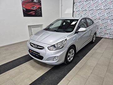 Hyundai Solaris, 2013г., передний привод, автомат