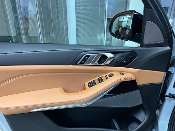 BMW X5, 2023г, полный привод, автомат