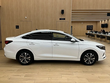 Changan Eado Plus, 2023г, передний привод, робот