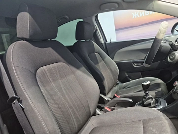 Chevrolet Aveo, 2013г., передний привод, механика