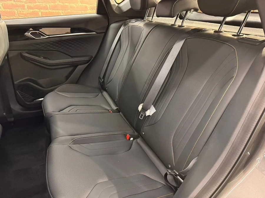 Geely Coolray, 2025г., передний привод, робот