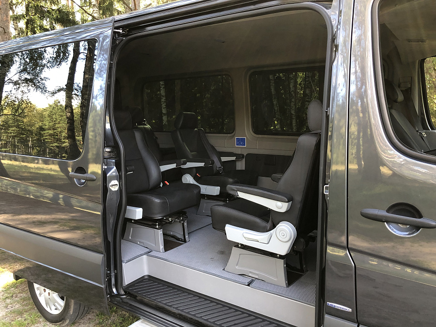 Mercedes-Benz V-Класс, 2016г., задний привод, автомат