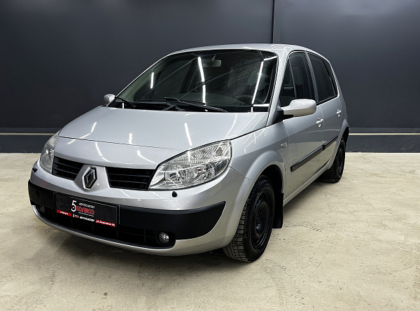 Renault Scenic, 2005г., передний привод, автомат