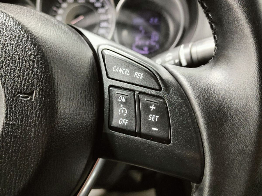 Mazda , 2013г., передний привод, автомат