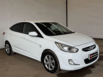 Hyundai Solaris, 2013г., передний привод, автомат