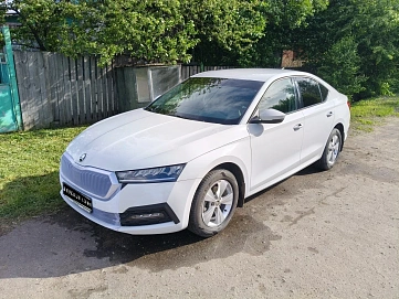 Skoda Octavia, 2022г, передний привод, автомат