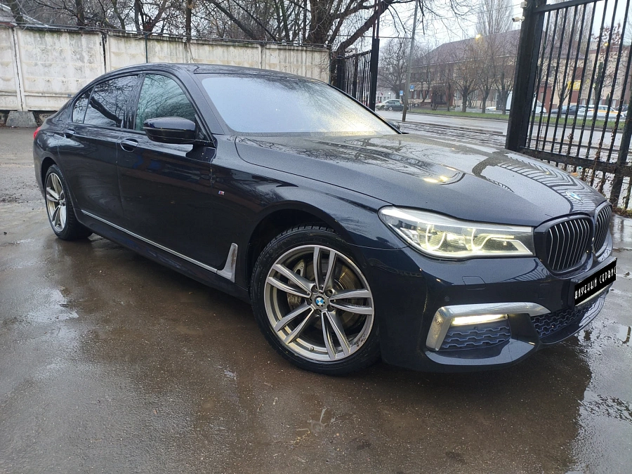 BMW 7 серии, 2017г., полный привод, автомат