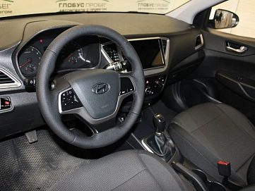 Hyundai Solaris, 2019г., передний привод, механика