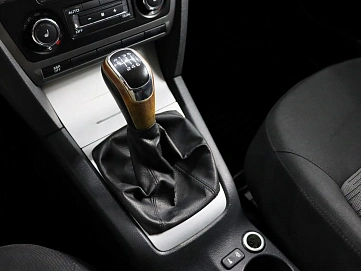 Skoda Octavia, 2011г, передний привод, механика