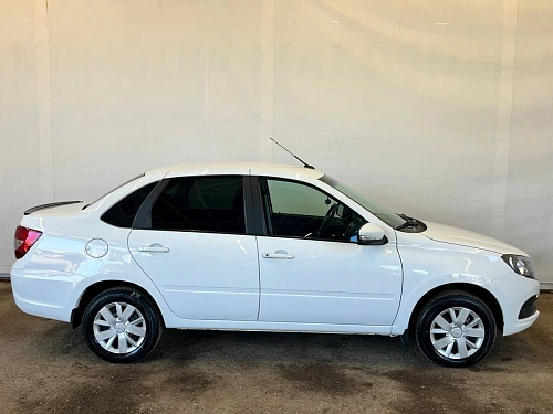 Lada (ВАЗ) Granta, 2024г, передний привод, механика