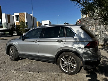 Volkswagen Tiguan, 2021г, полный привод, робот