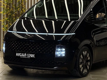 Hyundai Staria, 2022г, полный привод, автомат