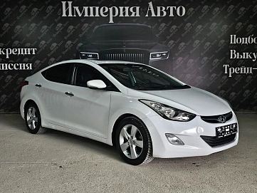 Hyundai Avante, 2011г, передний привод, автомат