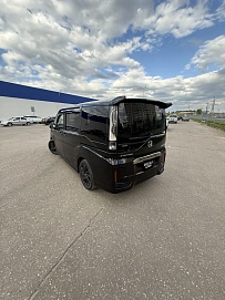 Honda Stepwgn, 2018г, передний привод, вариатор
