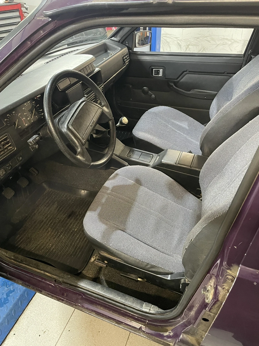 Иж 2126 «Ода», 2002г., задний привод, механика