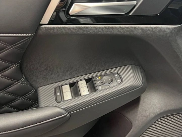 Mitsubishi Outlander, 2023г, передний привод, вариатор