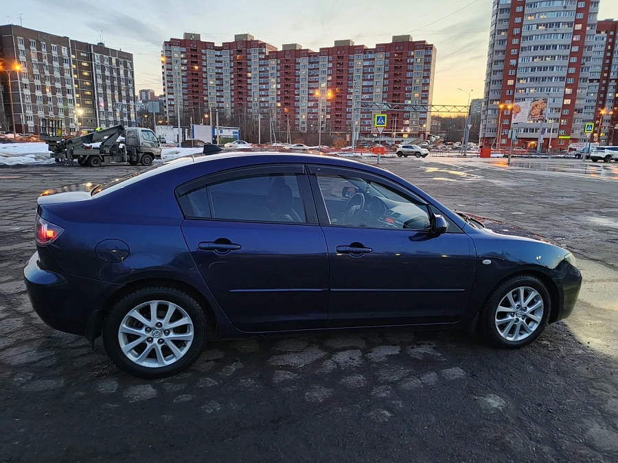 Mazda 3, 2008г., передний привод, автомат