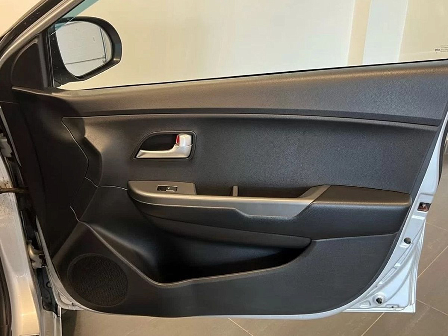 Kia , 2015г., передний привод, автомат
