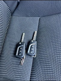 Toyota Auris, 2013г, передний привод, вариатор