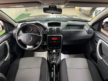 Renault Duster, 2012г, полный привод, механика