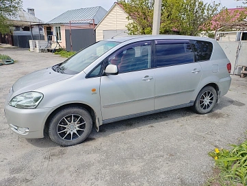 Toyota Avensis, 2003г, передний привод, механика