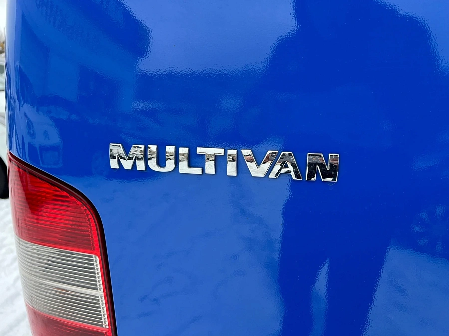 Volkswagen Multivan, 2006г., передний привод, механика