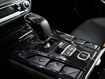 FAW Bestune T77, 2023г, передний привод, робот