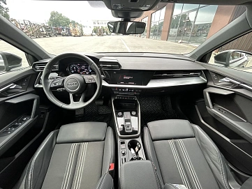 Audi A3, 2021г, передний привод, автомат
