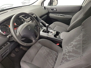 Peugeot 3008, 2012г, передний привод, механика