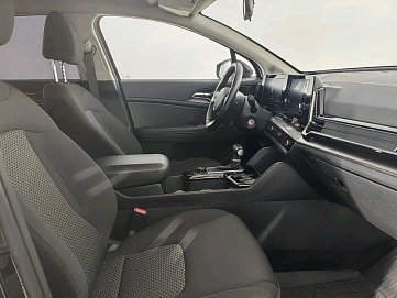 Kia Sportage, 2022г, передний привод, автомат
