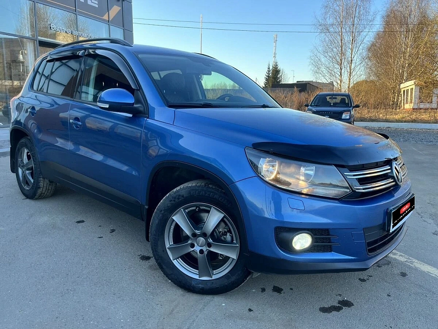 Volkswagen Tiguan, 2011г., передний привод, механика