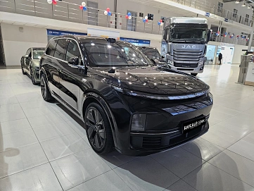 LiXiang L9, 2024г, полный привод, автомат