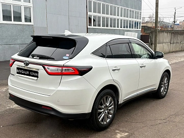 Toyota Harrier, 2020г, передний привод, вариатор