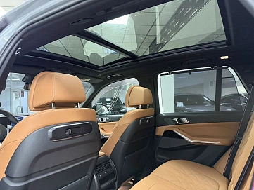 BMW X5, 2025г, полный привод, автомат